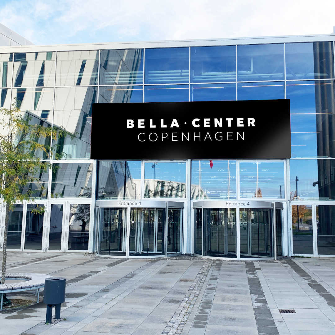 bellacenter-entrance-4-1080x1080